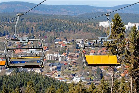 Sessellift und Seilbahn gehören zu den touristischen Attraktionen in Hahnenklee. Archivfoto: Epping