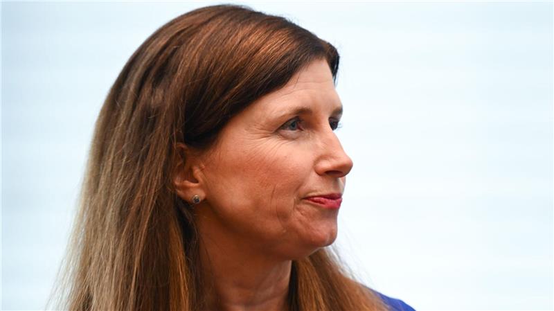 Commerzbank-Chefin bleibt nach Unicredit-Zukäufen gelassen Setzt auf Eigenständigkeit: Commerzbank-Chefin Bettina Orlopp. (Archivbild)