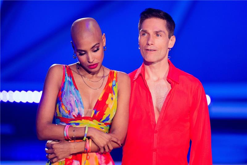 Sharon Battiste und Tanzpartner Christian Polanc sind aus der Sendung ausgeschieden.