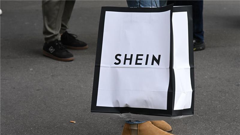Shein gerät in Europa zunehmend unter Druck. (Archivbild) 