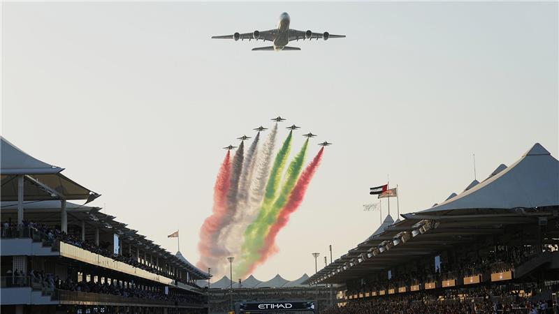 Norris-Liebeserklärung mit Tränen nach dem WM-Triumph Show gehört auch beim Finale dazu.