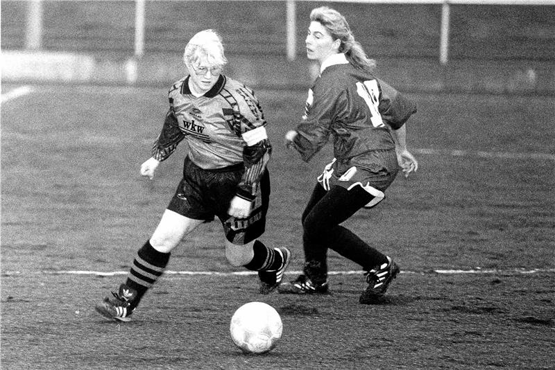 Sibylle Rebentisch (li.) als Spielerin beim TuS.  Foto: GZ-Archiv