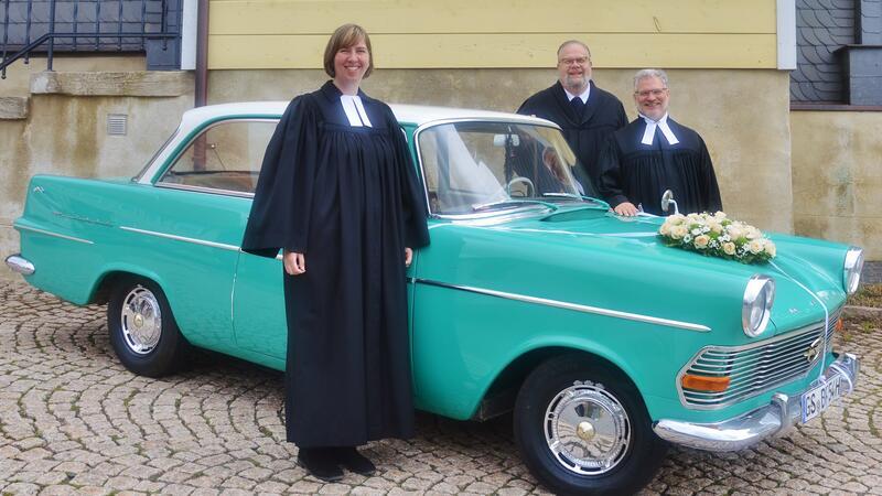 Sie machen es möglich: (v.l.) Pastorin Mirja Rohr, Seelsorgereferent Michael Quendler und Pastor Andre Dittmann.