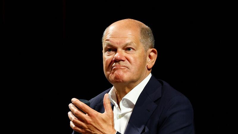 Katholikentag gibt Lektionen für Krisengespräche „Sie müssen jetzt langsam mal ganz kurz den Mund halten.“ - Bundeskanzler Scholz in Erfurt.