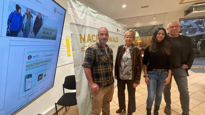 „Christmas-Challenge“: Bewegung für den Goslarer Mach-Mit-Wald Sie trommeln für die "Christmas-Challenge": (v.l.) Martin Sänger, Urte Schwerdtner, Christina Kraus und Oliver Kasties.