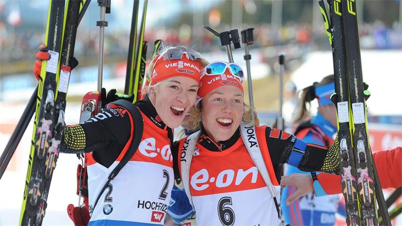 Sie verband eine enge Freundschaft: Maren Hammerschmidt (l) und Laura Dahlmeier. (Archivbild)