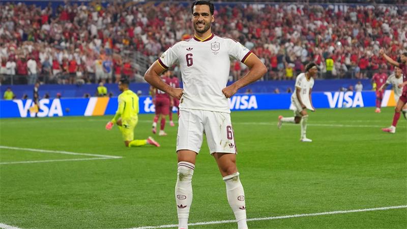 Keine Karriere-Krönung: Spanien zerstört Ronaldos WM-Traum Siegtorschütze Mikel Merino.