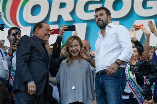 Silvio Berlusconi (l-r), Giorgia Meloni und Matteo Salvini.