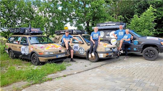 Sind für die Tour rund um die Ostsee bereit: Marvin, Vivien, Andre und Petra Paul starten am Wochenende bei der „Baltic Sea Circle“.  Fotos: Privat