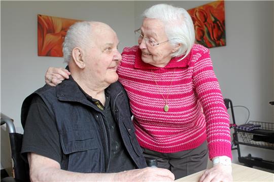 Sind seit 70 Jahren miteinander verheiratet: Ursula und Edgar Guckel aus Bad Harzburg feiern heute das seltene Jubiläum der Gnadenhochzeit. Foto: Nachtweyh
