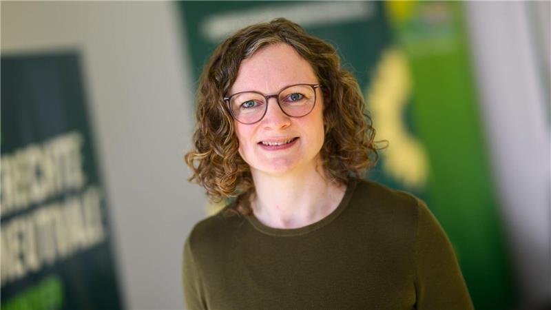 Sinja Münzberg ist die Kandidatin von Bündnis 90/Die Grünen für das Amt der Regionspräsidentin der Region Hannover.