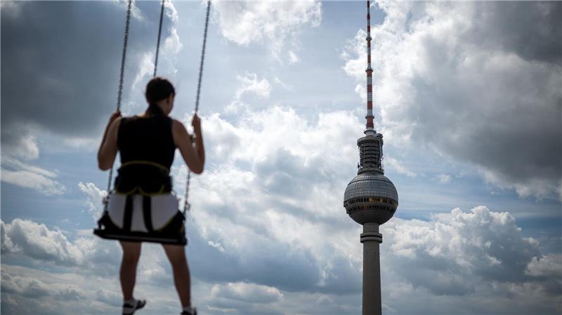 Hitzealarm im Westen – Wetterdienst ruft zur Vorsicht auf So mancher freut sich auch über Wolken am Himmel.