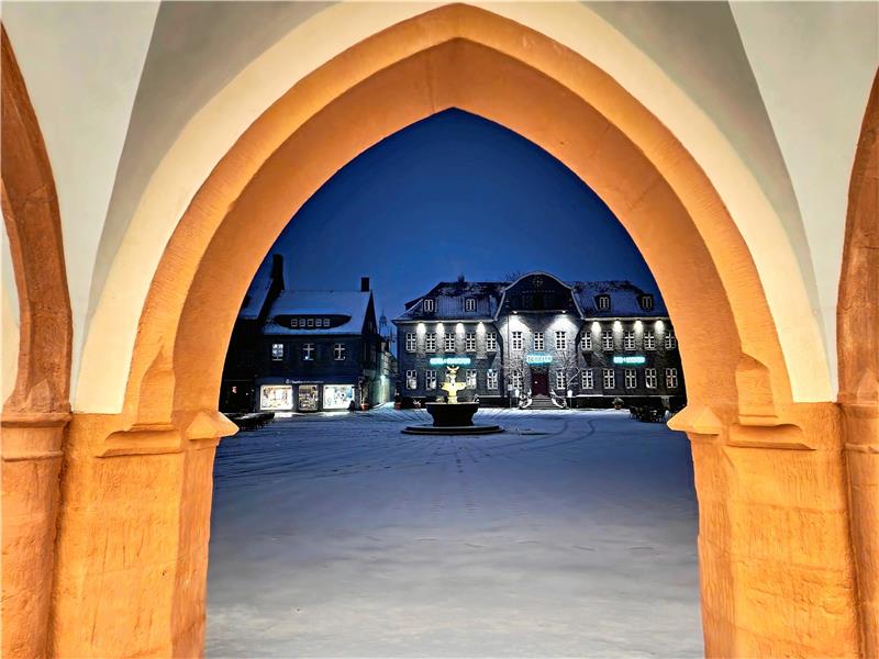 Große Vorfreude auf die Veranstaltungen So sah es am 1. April auf dem Marktplatz aus. Bald soll der Winterschlaf vorbei sein. Foto: Sowa