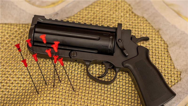 So sieht der Nadelrevolver aus. 