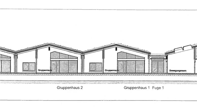 Eingang mit Glastür an roter Fassade, rechts bunte Kinderzeichnung mit mehreren Figuren an der Wand.