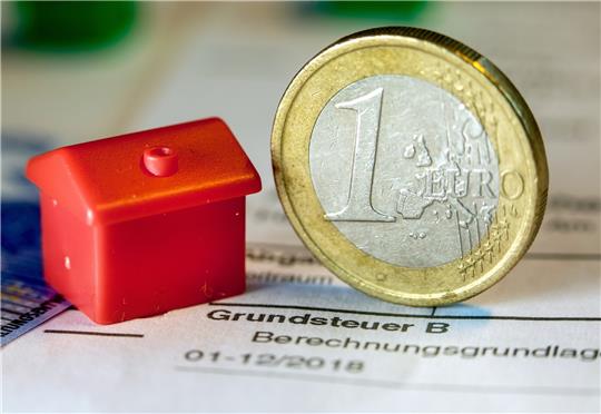 „So wird unsere Stadt nicht attraktiv für Investoren“, sagt die CDU-Fraktion zur Anhebung der Gewerbesteuer. Symbolfoto: Büttner/dpa