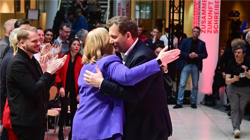 So würden sich Bas und Klingbeil nach den Landtagswahlen gern auch in den Armen liegen. 