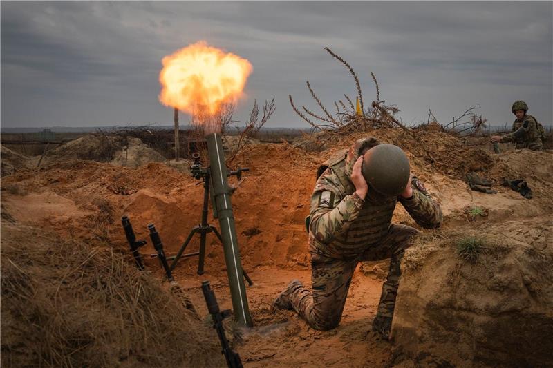 Krieg gegen die Ukraine: So ist die Lage Soldaten der 1. Brigade der ukrainischen Nationalgarde Bureviy (Hurricane) üben während einer Gefechtsausbildung auf einem Truppenübungsplatz im Norden der Ukraine.