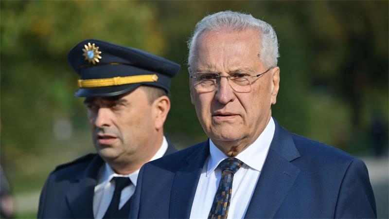 Herrmann: Schongauer Schul-Attacke als rechte Tat eingestuft Soll sich am Vormittag im Innenausschuss des Landtags erklären: Bayerns Innenminister Joachim Herrmann (CSU). (Archivbild)