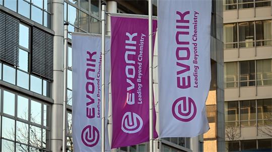 Soll sich das Land NRW an Evonik beteiligen? Die SPD will, dass die Landesregierung darüber nachdenkt. (Symbolbild)