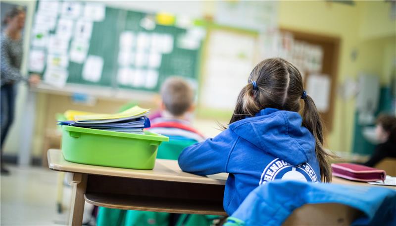 Sollen die Grenzen ab Sommer 2026 fallen? Politik und Eltern diskutieren aktuell intensiv über ein Streichen fester Einzugsbereiche für die Goslarer Grundschulen.