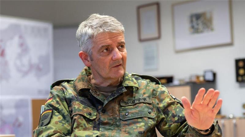 General: „Wir sind nicht mehr im Frieden“ Sollfrank geht davon aus, dass Russland gezielt teste, wie auf Störmaßnahmen reagiert werde. (Archivbild)