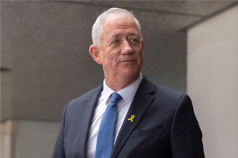 Benny Gantz droht mit Austritt aus israelischer Regierung Sollte Benny Gantz seine Drohung wahr machen und die Regierung verlassen, könnte dies eine Regierungskrise heraufbeschwören.