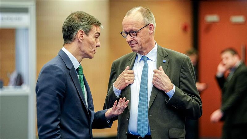 Sorgen sich um die ausufernden Energiepreise: Kanzler Merz und Spaniens Regierungschef Pedro Sánchez.