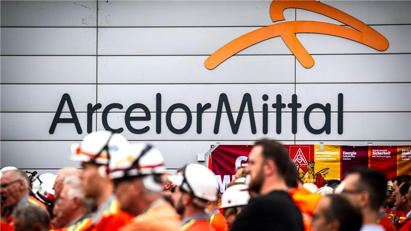 Sorgen um die Zukunft: ArcelorMittal-Beschäftigte haben Ende Juni bei einer Kundgebung ihrem Ärger Luft gemacht.