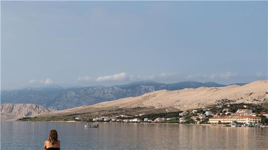 Sorglos im Urlaub? Mit den richtigen Spartipps lassen sich zumindest Geldsorgen vermeiden.