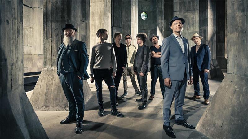 Soul, Chicago Blues, Boogie und Rock`n`Roll: Das neue Album „House of sticks“ von Thorbjørn Risager & The Black Tornado soll für Tanzstimmung im Kulturkraftwerk sorgen.