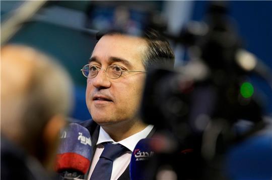 Spaniens Außenminister José Manuel Albares unterstützt das UN-Palästinenser-Hilfswerk mit 3,5 Millionen Euro.