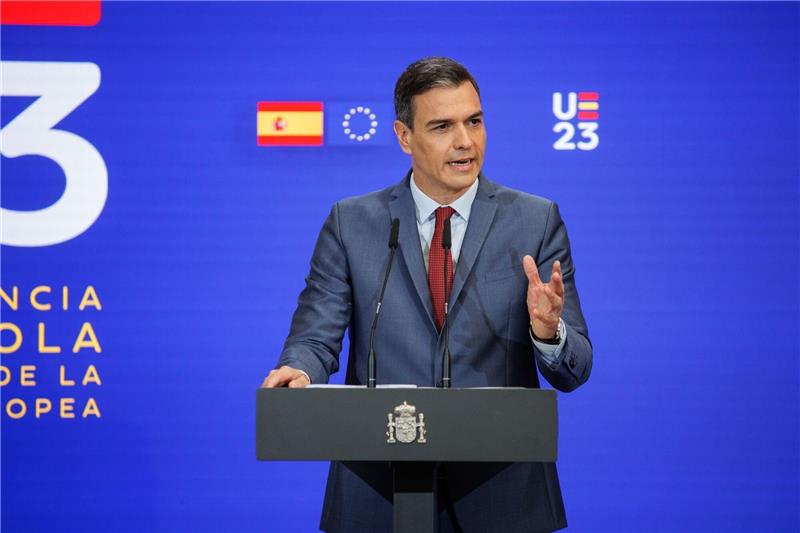Spaniens Regierungschef Sánchez zu Gesprächen in Kiew Spaniens Ministerpräsident Pedro Sánchez bei der Vorstellung der Prioritäten der spanischen EU-Ratspräsidentschaft in Madrid.
