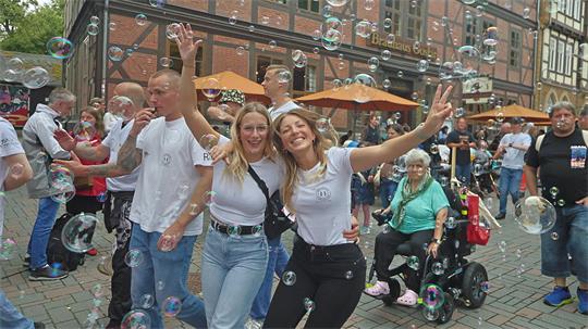 Spaß, Musik und Feierlaune: Das Wetter zum Umzug passte – und es war einiges los.