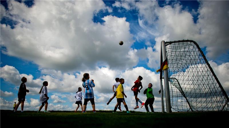 Spielen im Verein - das war im Zuge der Corona-Pandemie zeitweise nicht möglich. (Archivbild)
