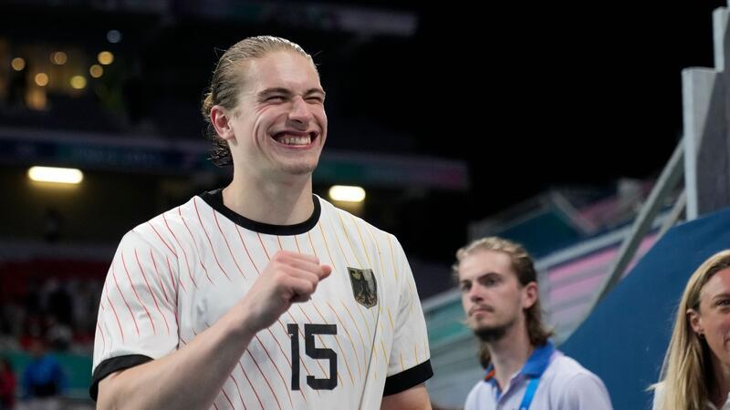 Gold-Traum: Handballer sind „irgendwie noch nicht fertig“ Spielmacher Juri Knorr glaubt an den Gold-Coup im Finale.