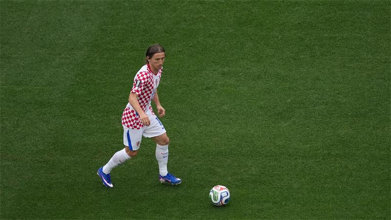 Spielt im Alter von 40 Jahren wohl seine letzte WM: Kroatiens Fußball-Legende Luka Modric. 