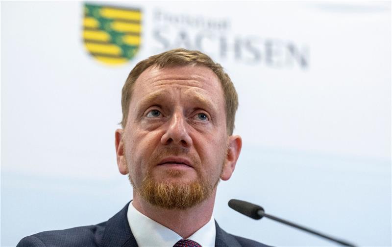 Flüchtlingsaufnahme: Kretschmer fordert Orientierungszahl Spricht nicht von einer Obergrenze, aber von einer Zahl zur Orientierung bei der Flüchtlingsaufnahme: Sachsens Ministerpräsident Michael Kretschmer (CDU).
