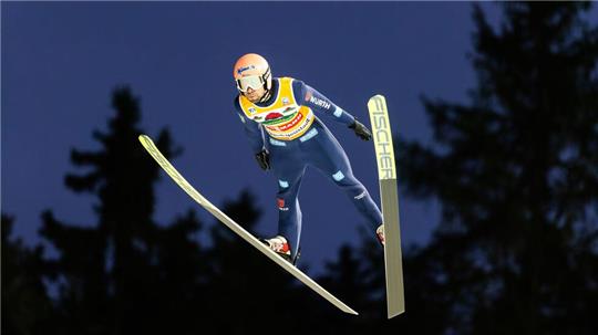 Springt weiter ohne große Fehler: Pius Paschke.
