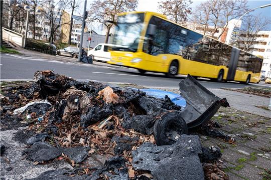 Spuren der Krawalle in der Silvesternacht im Berliner Bezirk Neukölln.
