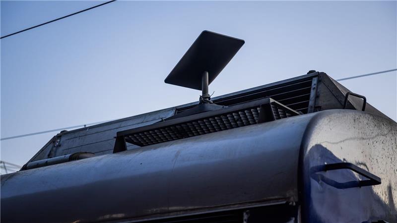 Starlink-Antennen bieten Internet-Zugang ohne Infrastruktur und wird damit im Ukraine-Krieg von beiden Konfliktparteien genutzt. (Symbolbild)