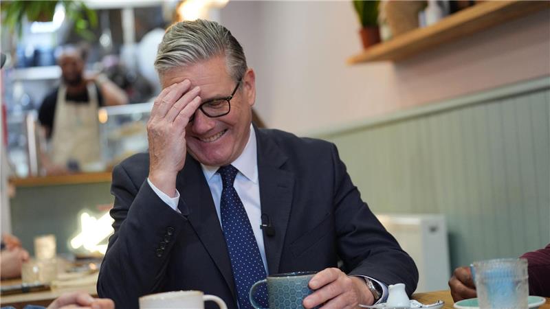 Starmer im Café
