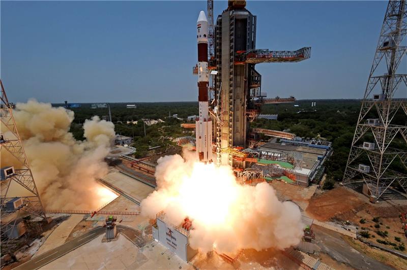 Start der Trägerrakete mit dem  Aditya-L1-Raumschiff. Indien hat eine Mission in Richtung Sonne geschickt, die diese genauer untersuchen soll.