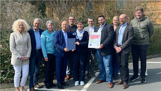 Startschuss für das Projekt „Liga nachhaltige Betriebe“ im April mit Vertretern der Südniedersachsen-Stiftung und weiteren Beteiligten. Im November gibt es ein weiteres Angebot für Betriebe.