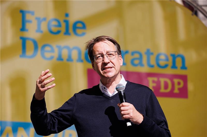 Birkner strebt in Regierung und will erneut Ministeramt Stefan Birkner, FDP-Spitzenkandidat für die Landtagswahl in Niedersachsen.
