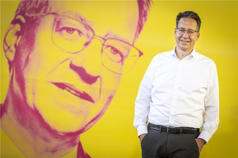 Stefan Birkner, Spitzenkandidat der FDP für die Landtagswahl in Niedersachsen, FDP Landeschef und Fraktionschef im Landtag. Foto: Moritz Frankenberg/dpa