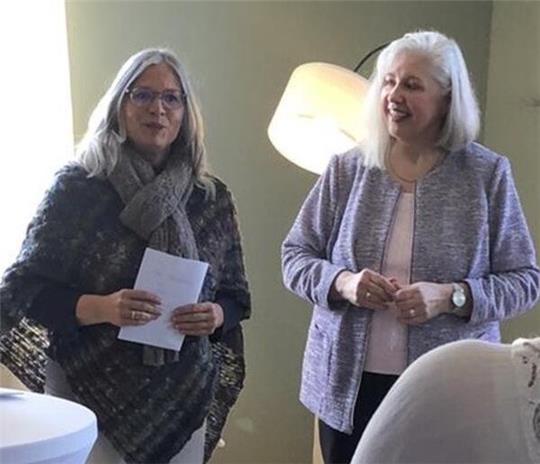 Stefanie Grahlmann (l.) und Birgit Hausdörfer bilden eine Heilpraktiker-Praxisgemeinschaft.