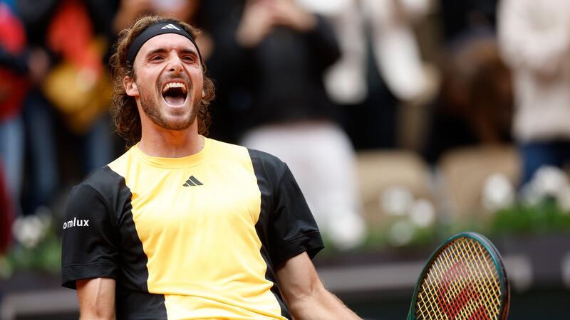 Tsitsipas bei French Open: „Mit Liebe“ ins Verderben? Stefanos Tsitsipas trat einen Tag vor seinem Viertelfinalmatch gegen Carlos Alcaraz noch mit seinem Bruder im Doppel an.