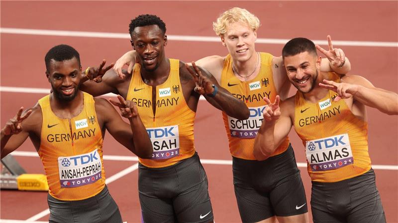 Olympiasiegerin Ogunleye ohne Medaille - „Krasser Zehnkampf“ Steht im Finale: die deutsche 4x-100-Meter-Staffel mit Deniz Almas, Marvin Schulte, Owen Ansah und Lucas Ansah-Peprah (v. r.).