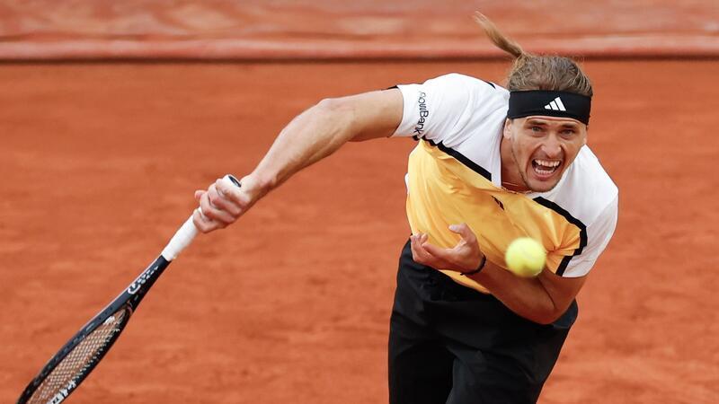Nach Nadal-Showdown: Zverev meistert Zweitrunden-Hürde Steht ohne Satzverlust in der dritten Runde der French Open: Alexander Zverev.